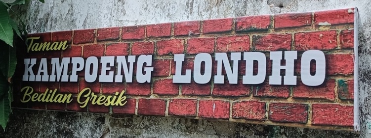 A signboard of Taman Kampoeng Londho